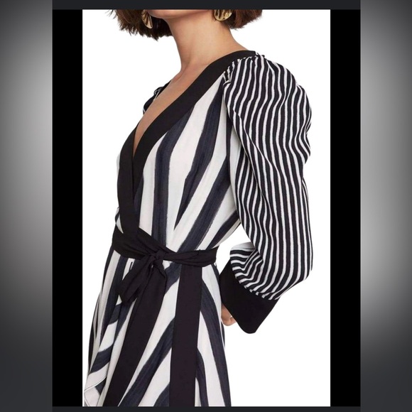 BCBGMAXAZRIA Costa Stripe Faux Wrap Dress M - Picture 14 of 14
